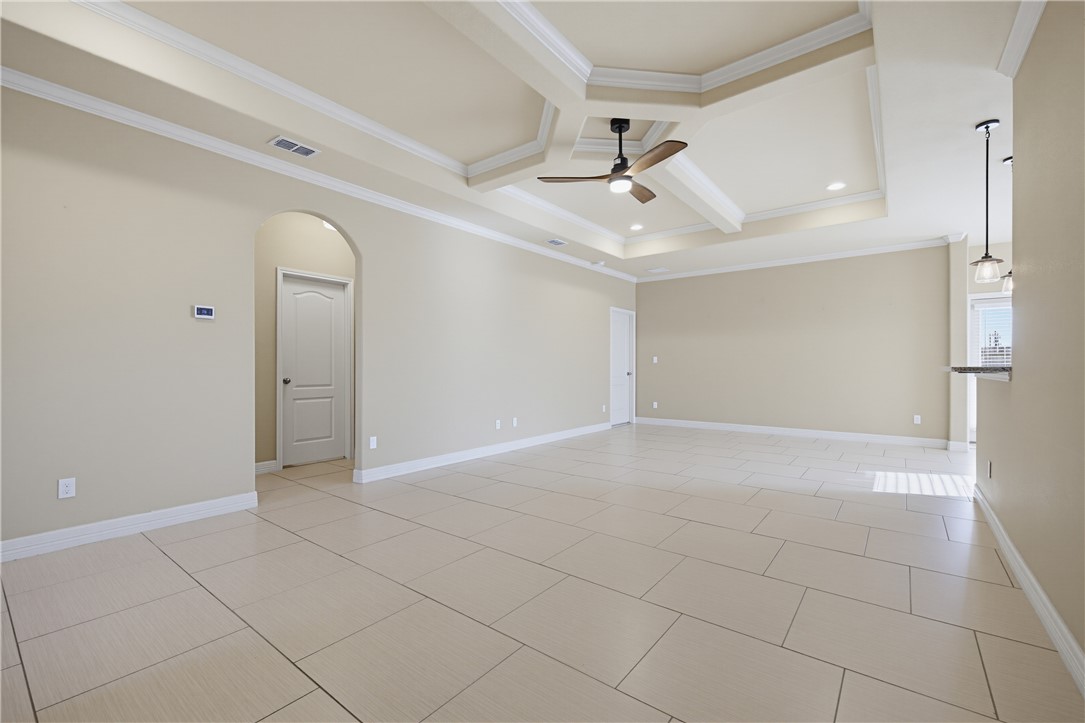 1818 Bay Landing Dr Property Photo 4