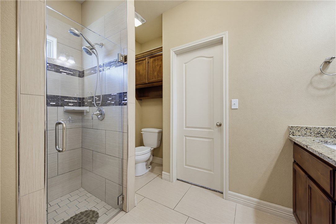 1818 Bay Landing Dr Property Photo 11
