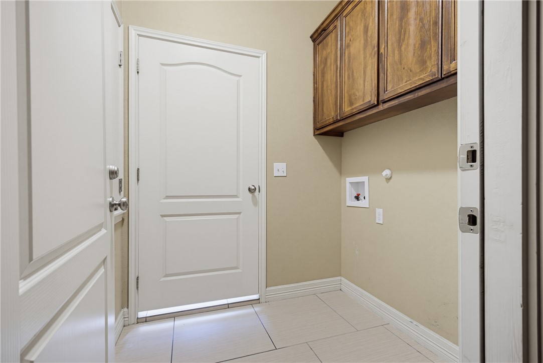 1818 Bay Landing Dr Property Photo 16
