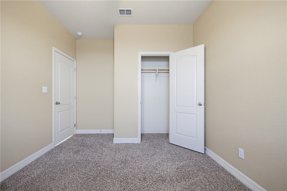1818 Bay Landing Dr Property Photo 19