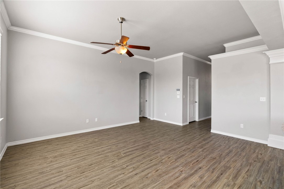 2213 Oso Bay Preserve Dr Property Photo 6