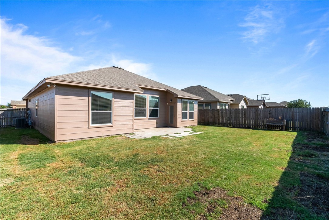 2213 Oso Bay Preserve Dr Property Photo 20