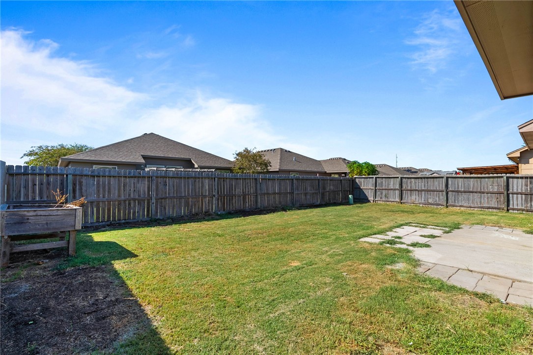 2213 Oso Bay Preserve Dr Property Photo 21