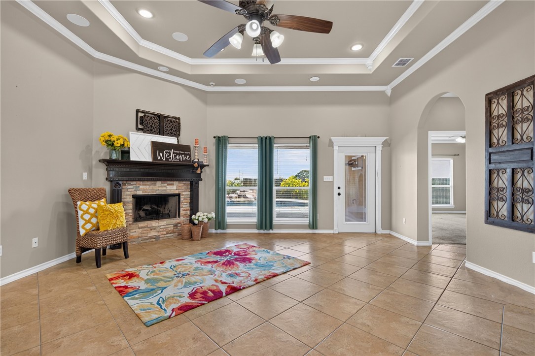 3606 Silver Lake Ct Property Photo 9