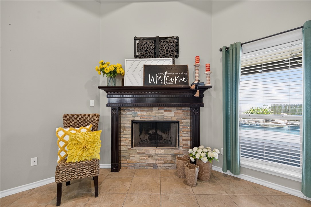 3606 Silver Lake Ct Property Photo 10