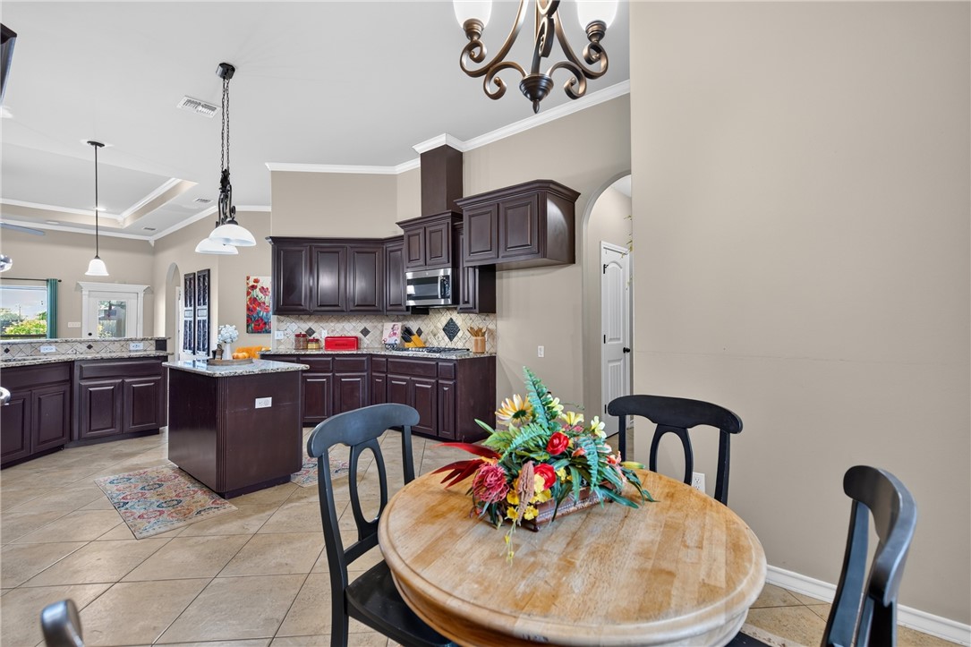 3606 Silver Lake Ct Property Photo 16