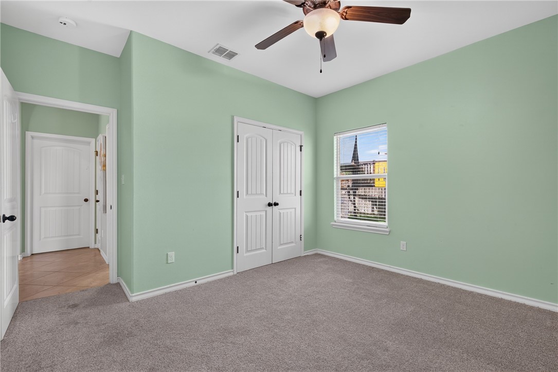 3606 Silver Lake Ct Property Photo 32