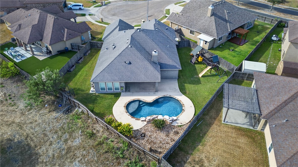 3606 Silver Lake Ct Property Photo 40