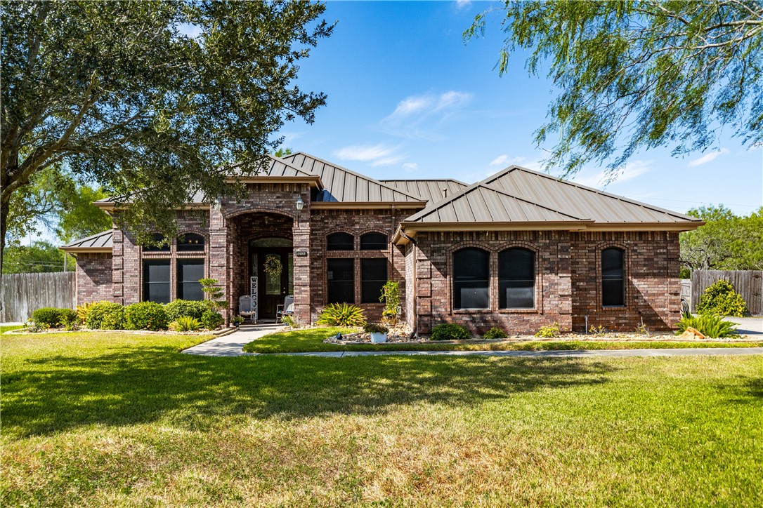 400 Jay Vee Lane Property Photo 1