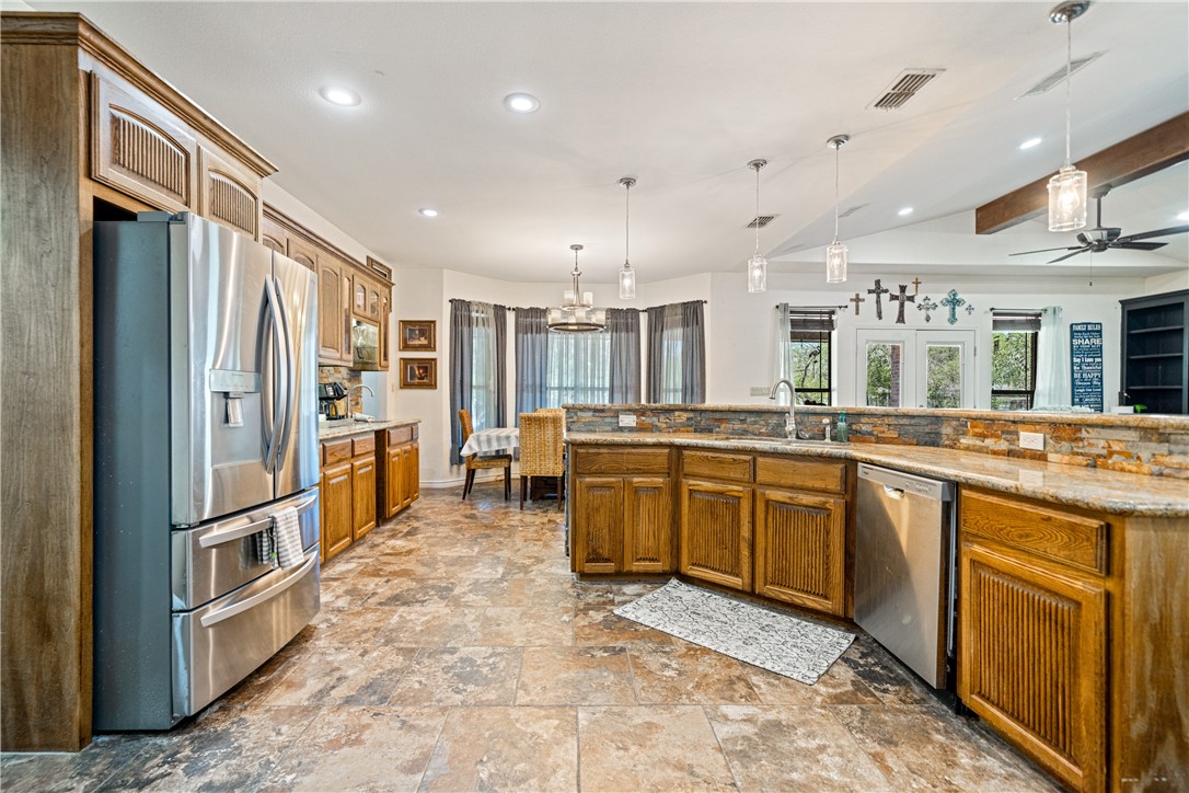 418 Jay Vee Lane Property Photo 11