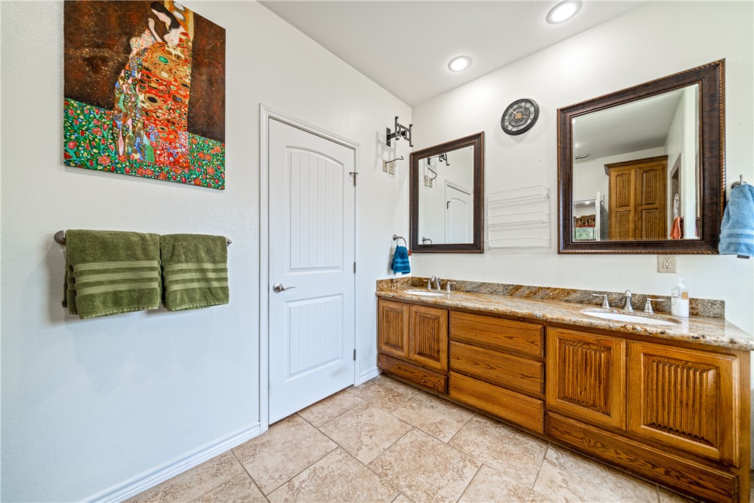 418 Jay Vee Lane Property Photo 20