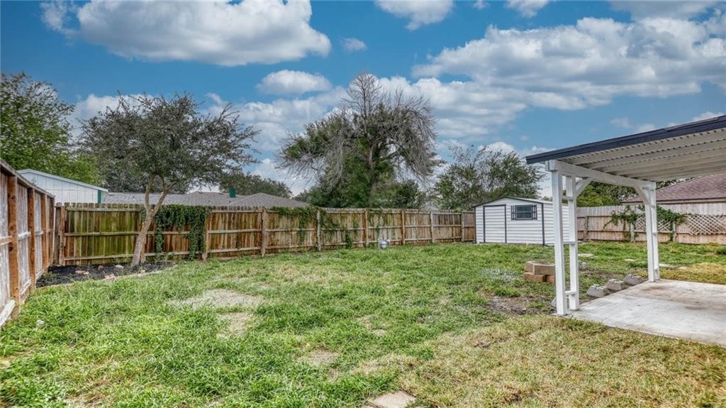 1113 Delta Dr Property Photo 33