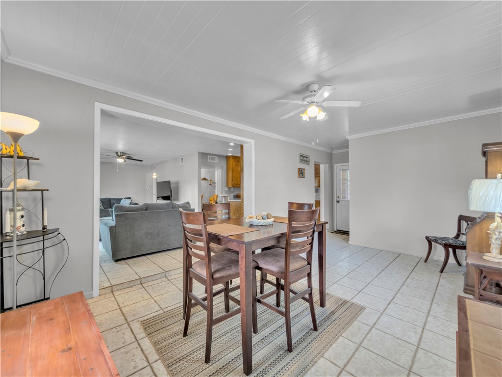 2633 Henretta Pl Property Photo 11
