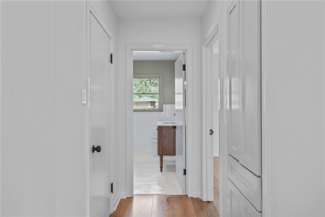 301 Pasadena Pl Property Photo 10