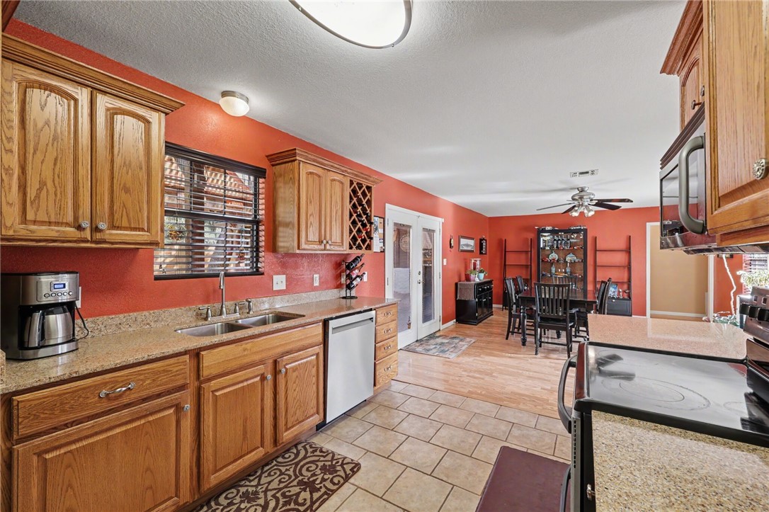 1605 Roosevelt Blvd Property Photo 11