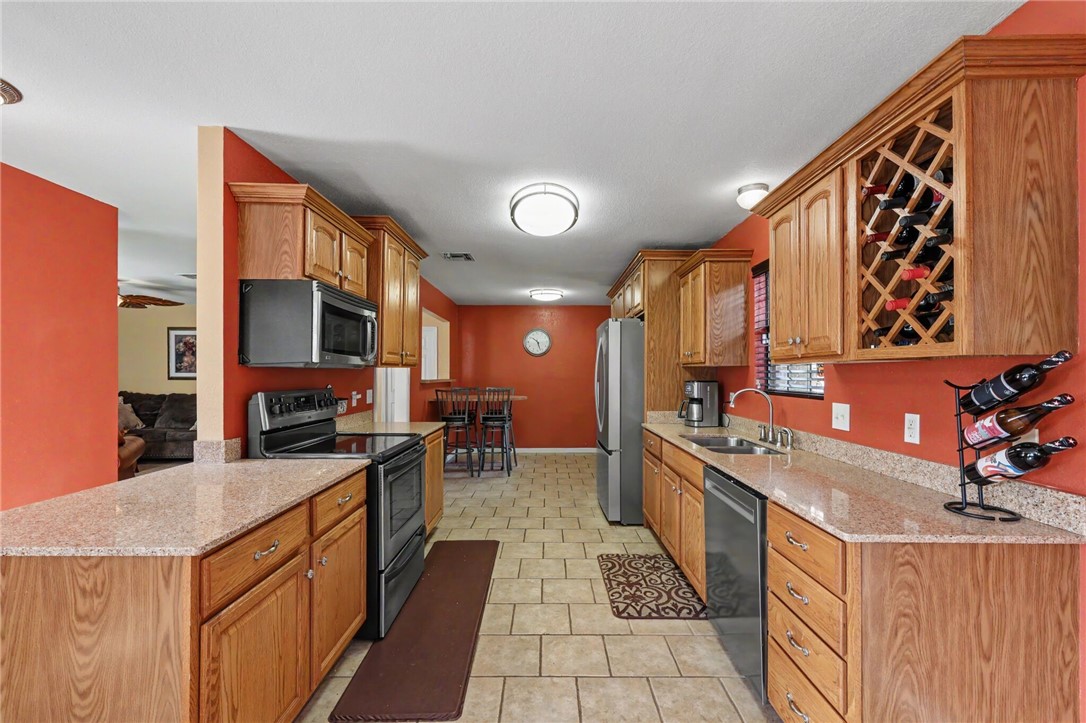 1605 Roosevelt Blvd Property Photo 13