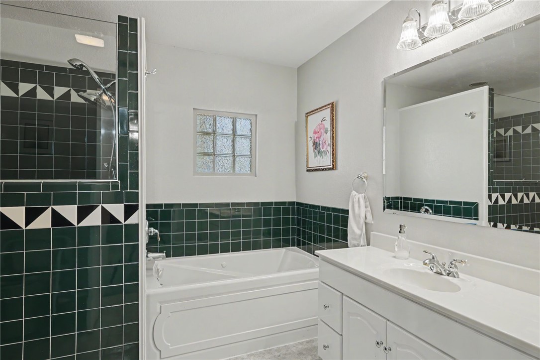 1605 Roosevelt Blvd Property Photo 22