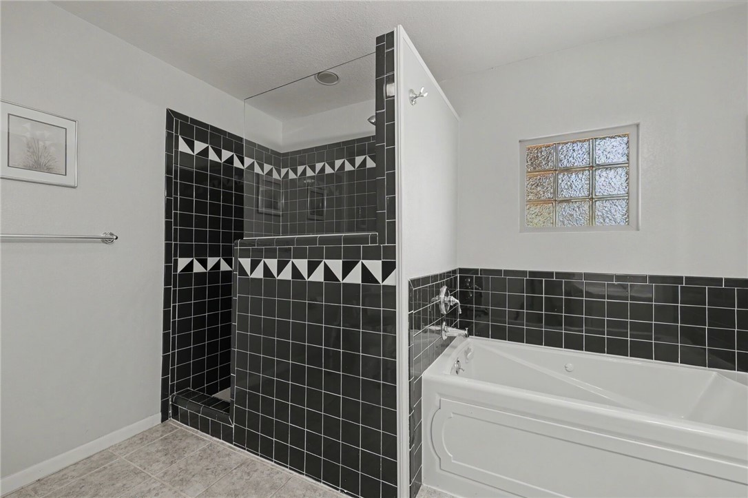 1605 Roosevelt Blvd Property Photo 24