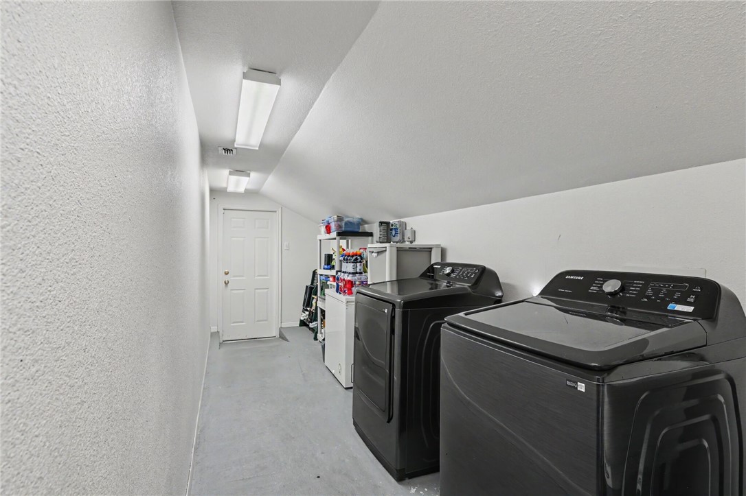 1605 Roosevelt Blvd Property Photo 31