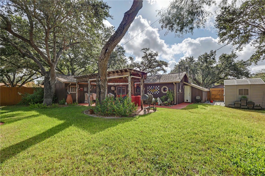 1605 Roosevelt Blvd Property Photo 33