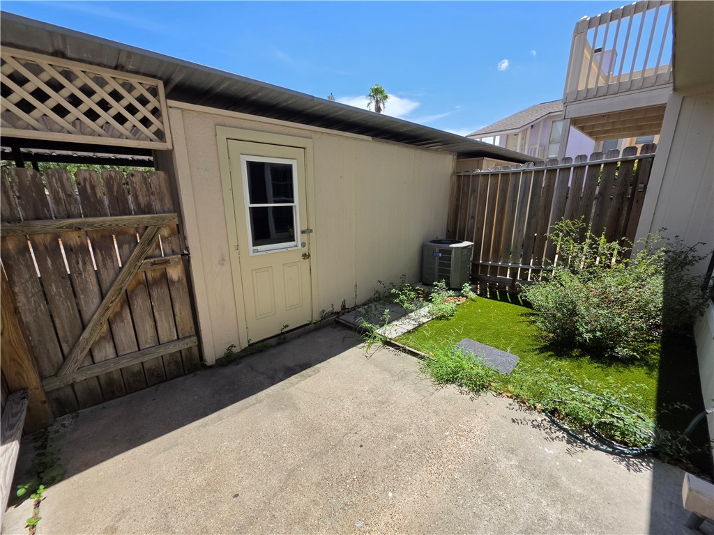 6702 Everhart T102 Property Photo 24