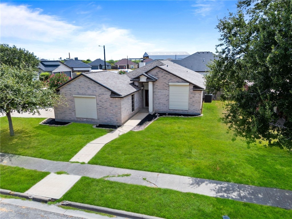 7902 Snake River Dr Property Photo 2