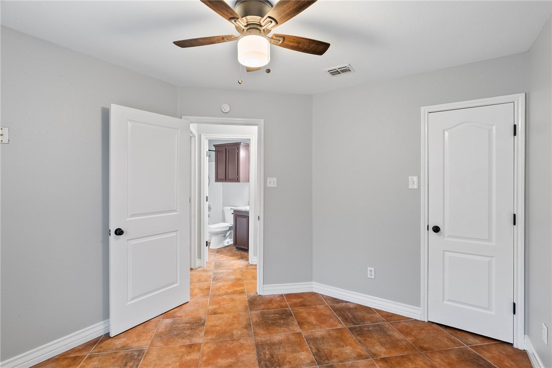 7902 Snake River Dr Property Photo 25