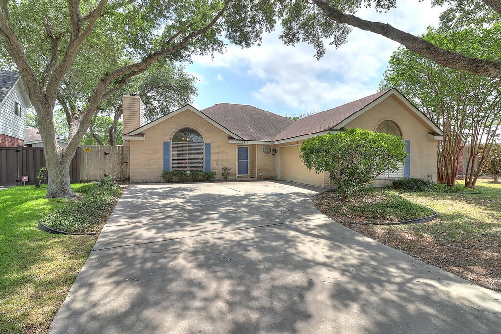 4321 Holly Ridge Dr Property Photo 1