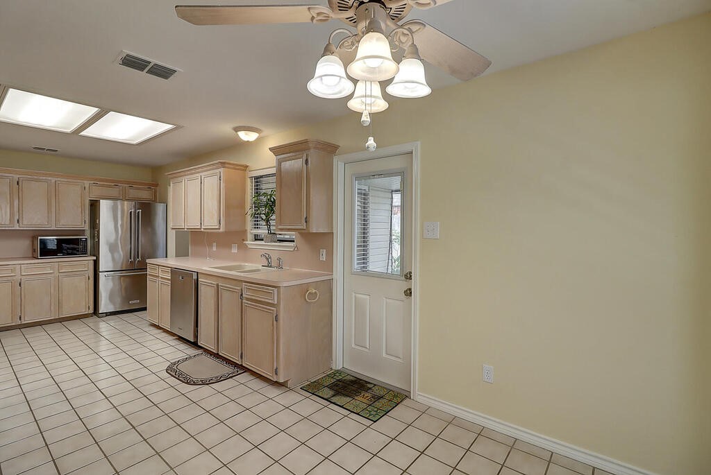 4321 Holly Ridge Dr Property Photo 20