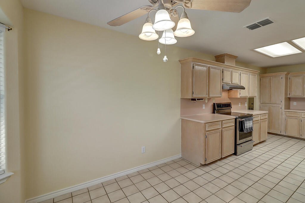 4321 Holly Ridge Dr Property Photo 21