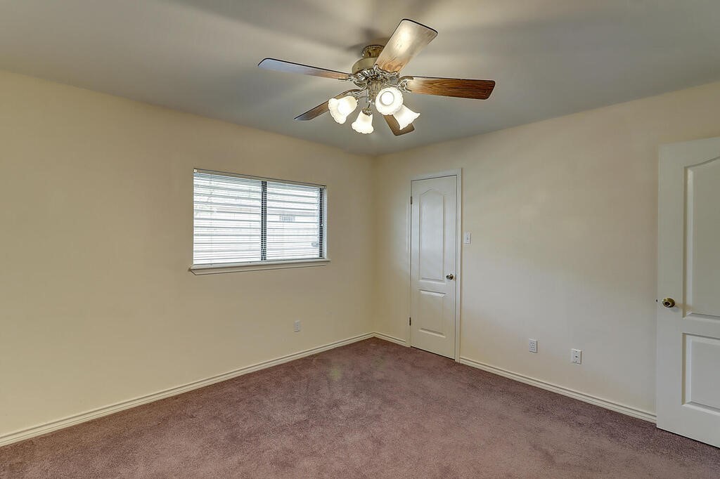 4321 Holly Ridge Dr Property Photo 32