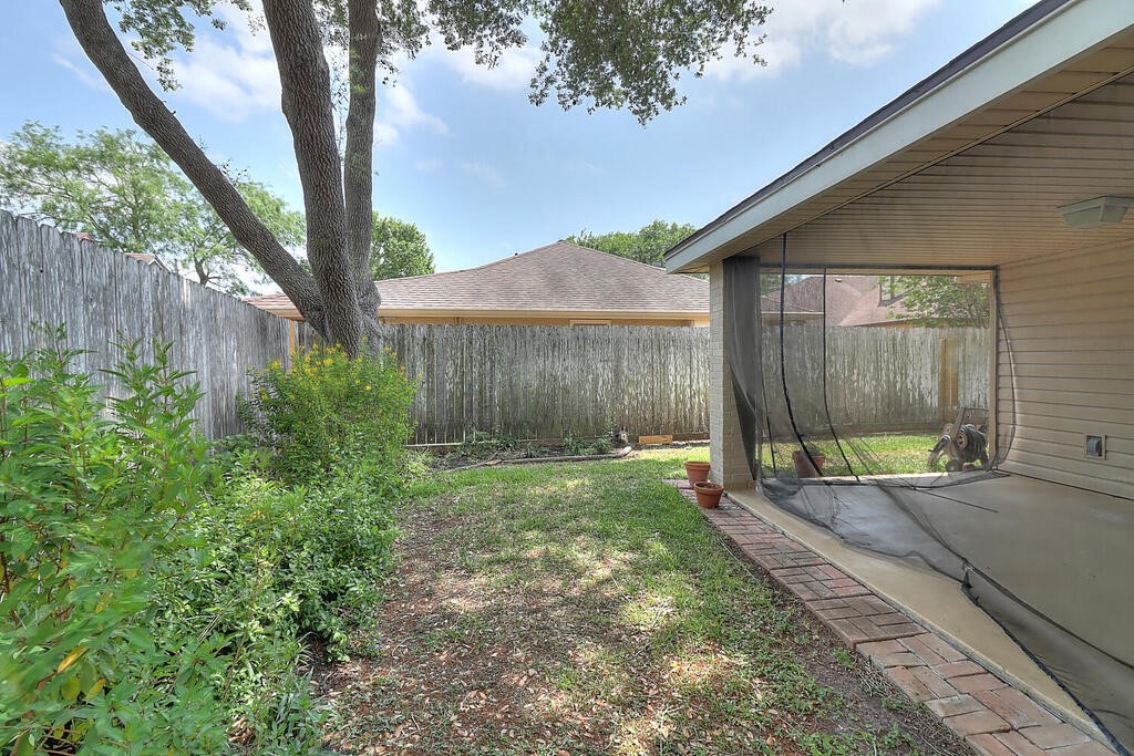 4321 Holly Ridge Dr Property Photo 42