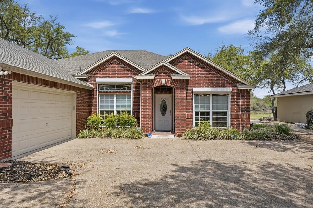 325 Champions Dr Property Photo 1