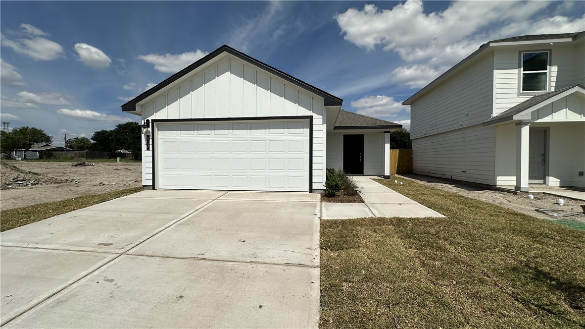 517 Meansville Dr Property Photo 1