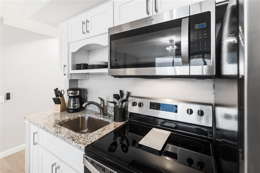 800 Sandcastle Dr 211 Property Photo 26