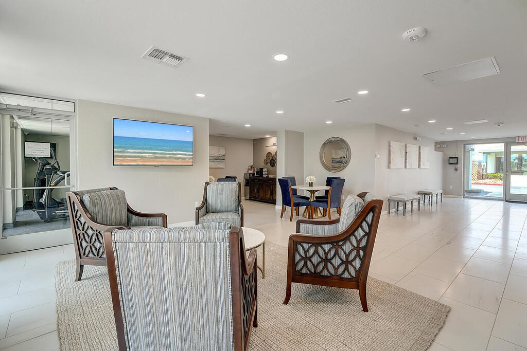 800 Sandcastle Dr 211 Property Photo 36