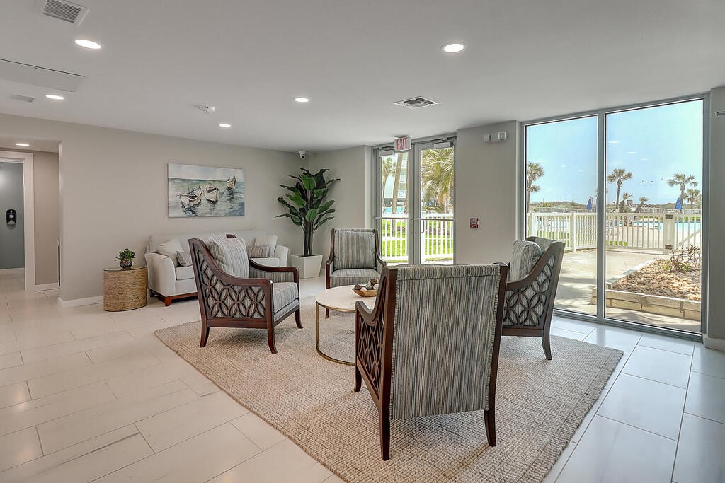 800 Sandcastle Dr 211 Property Photo 37