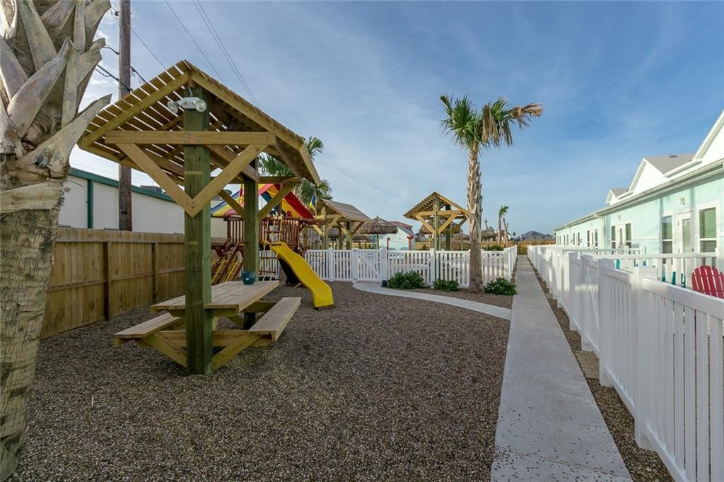15108 Dory Dr Property Photo 32