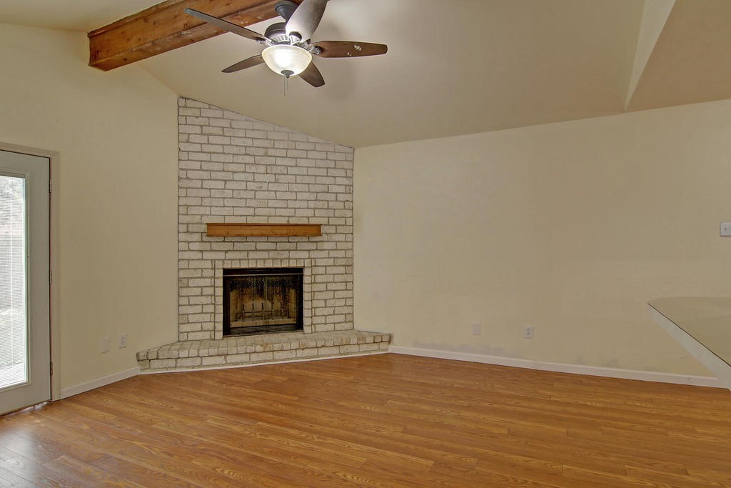 11401 Woodway Creek Dr Property Photo 7