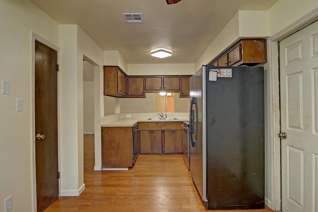 11401 Woodway Creek Dr Property Photo 16