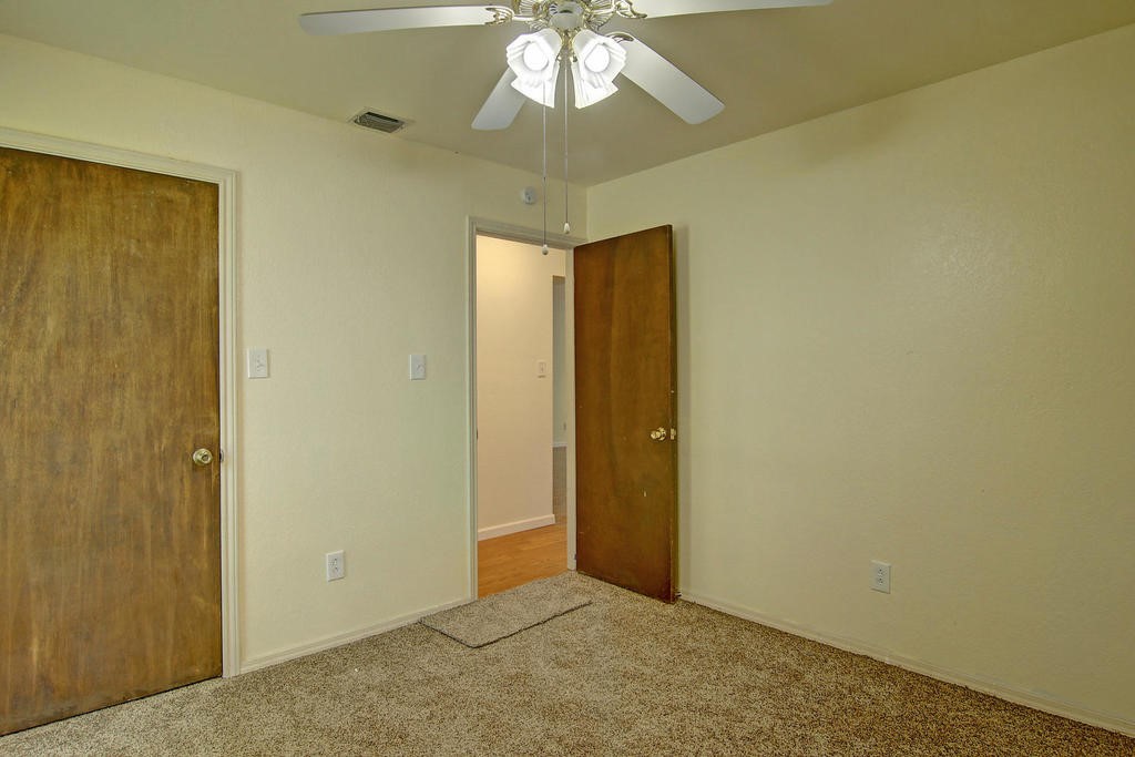 11401 Woodway Creek Dr Property Photo 30