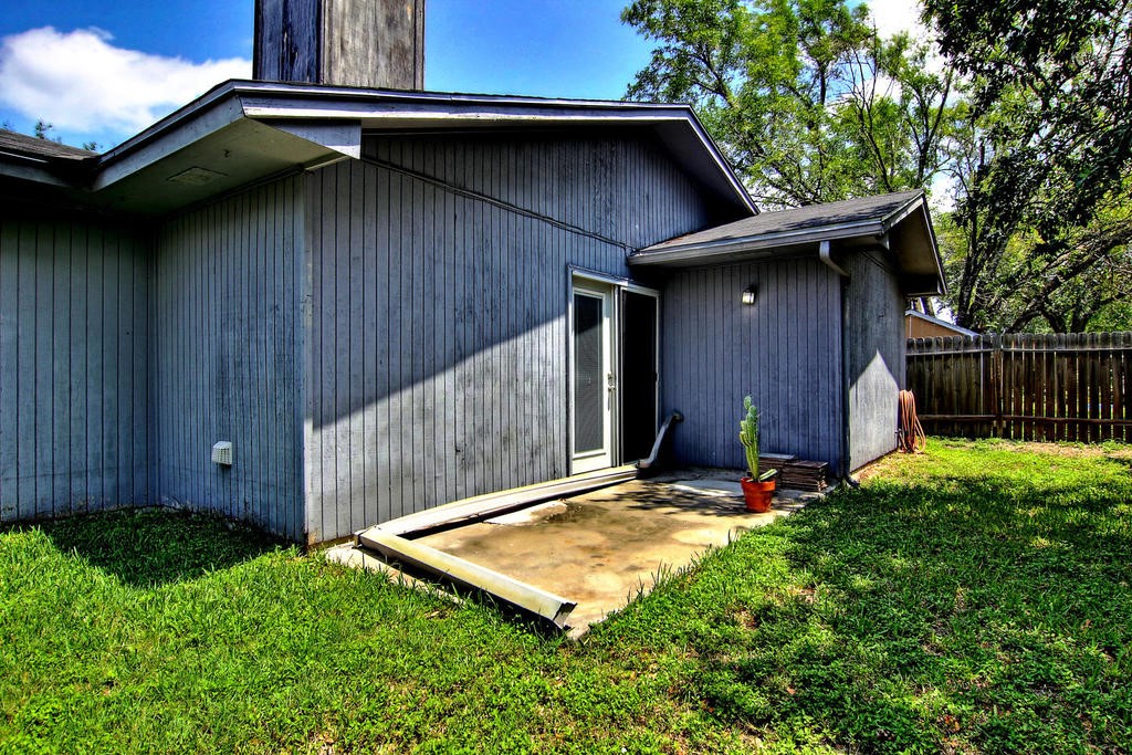 11401 Woodway Creek Dr Property Photo 33