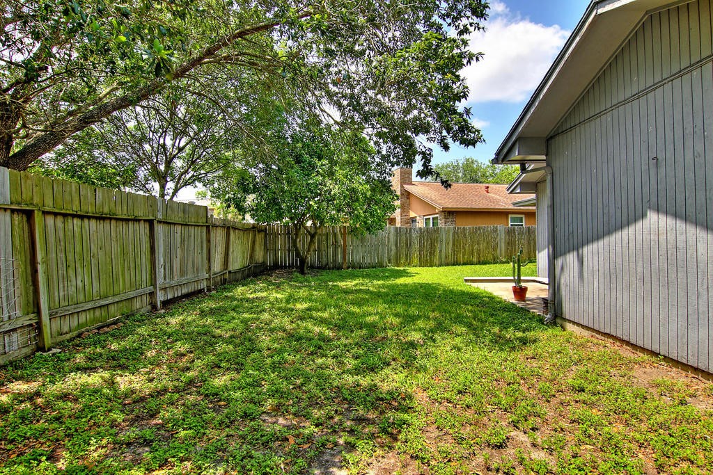 11401 Woodway Creek Dr Property Photo 35