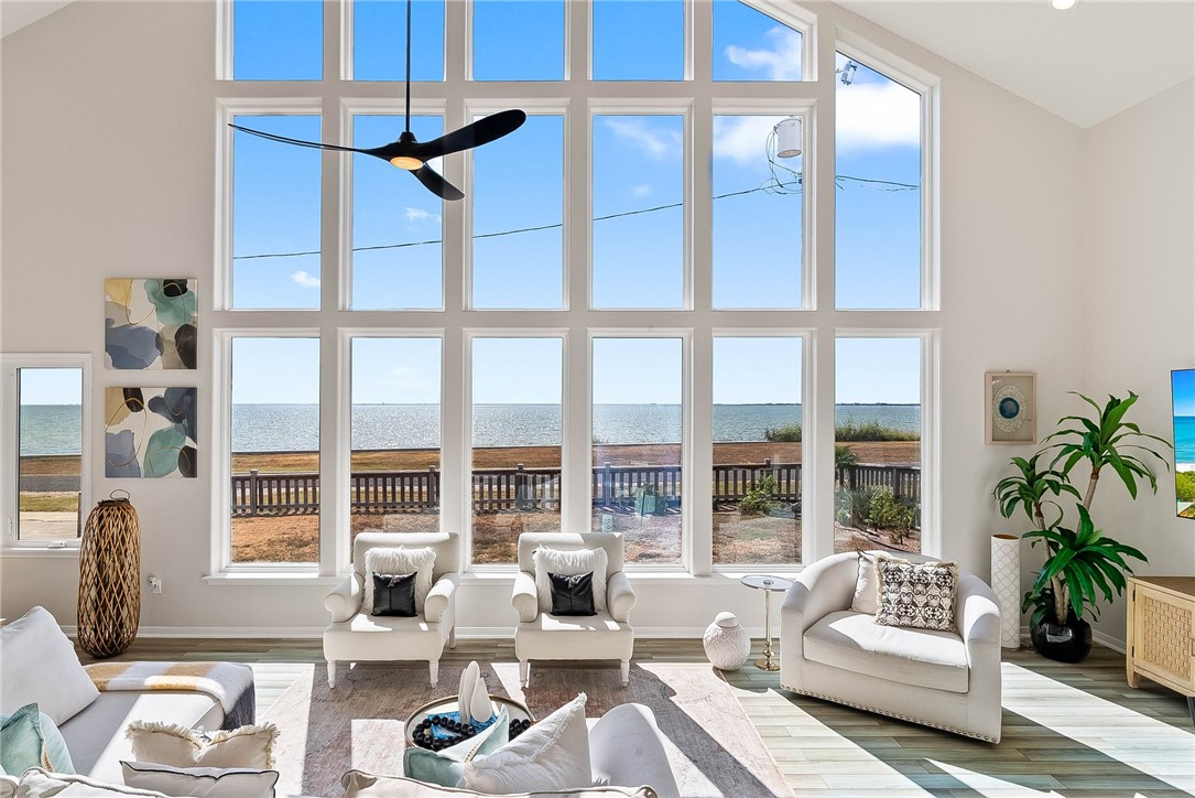 605 + 607 Copano Bay Drive Property Photo 7