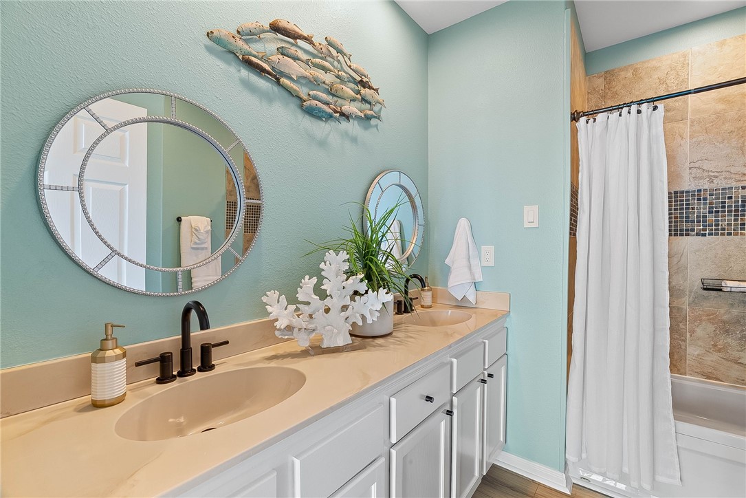 605 + 607 Copano Bay Drive Property Photo 27