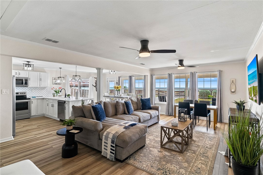 605 + 607 Copano Bay Drive Property Photo 46