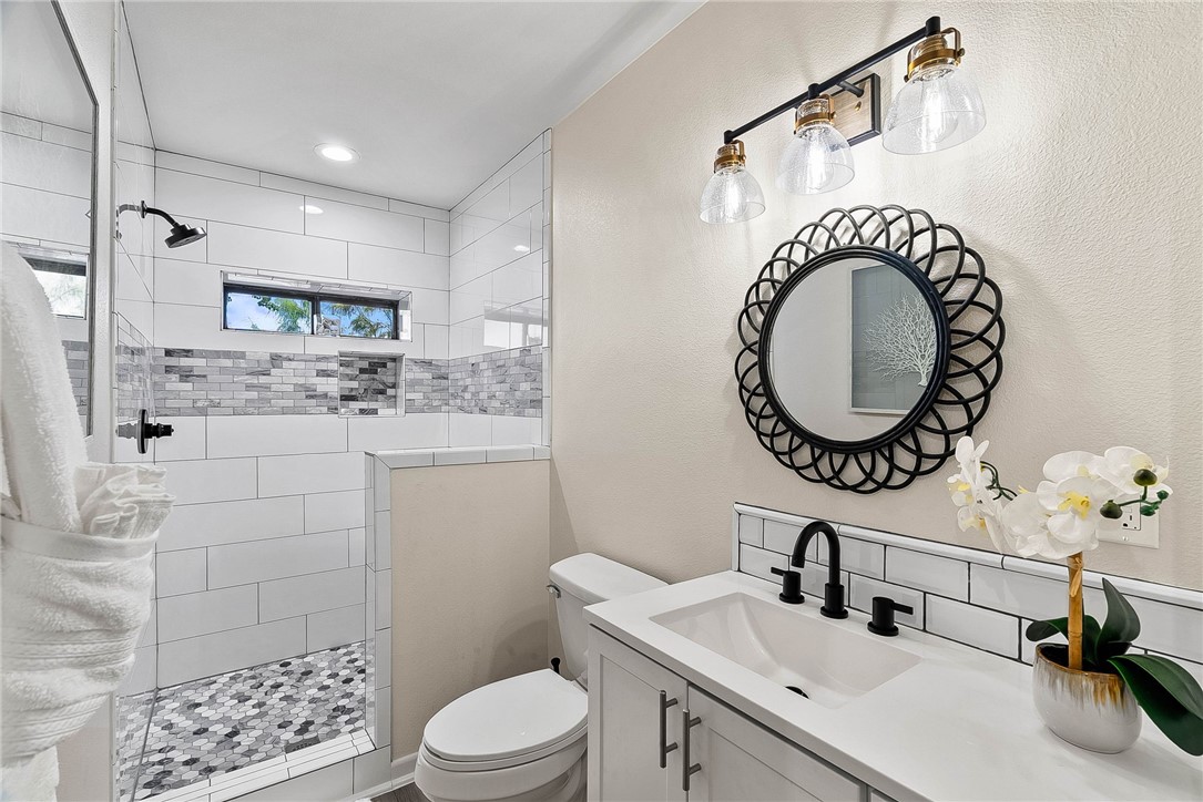 605 + 607 Copano Bay Drive Property Photo 48