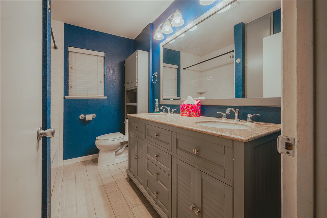 206 Driftwood Dr Property Photo 8