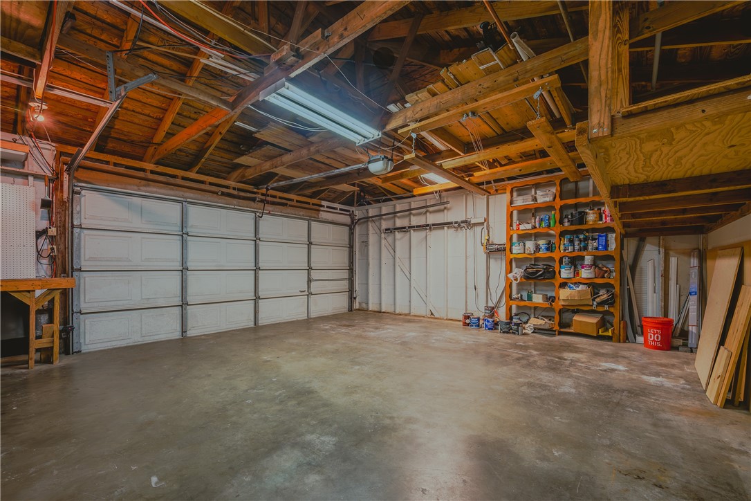 206 Driftwood Dr Property Photo 11