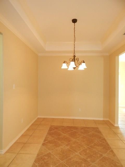 6806 Windy Creek Dr Property Photo 3
